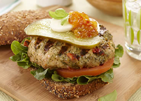 Burgers de poulet au pesto